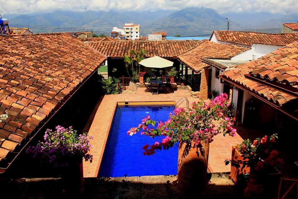 La Serrana Hostal Spa Socorro Eksteriør billede